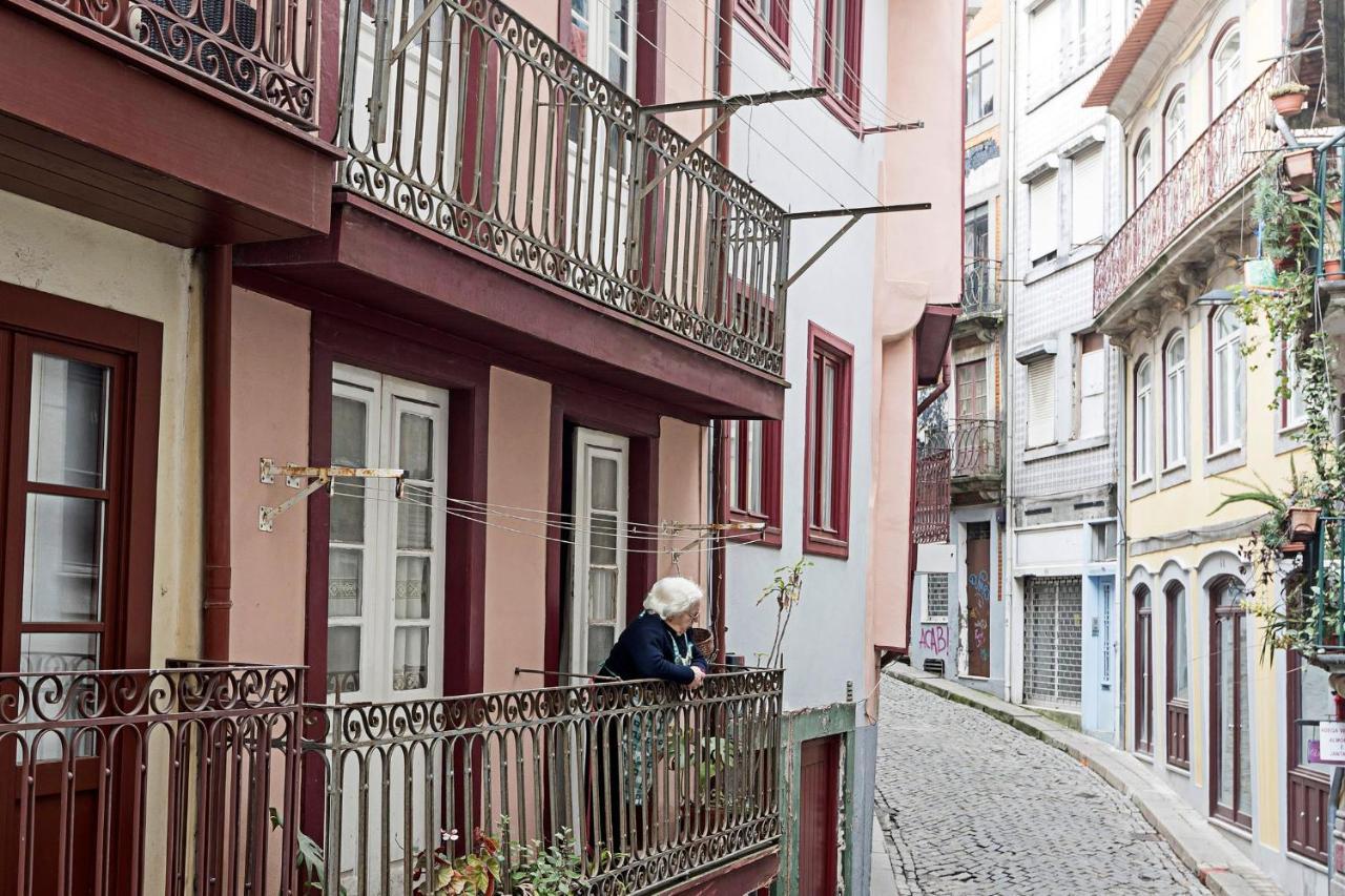 Lóios 1BR Flat Downtown by LovelyStay OOporto Exterior foto