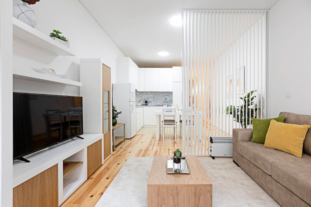 Lóios 1BR Flat Downtown by LovelyStay OOporto Exterior foto